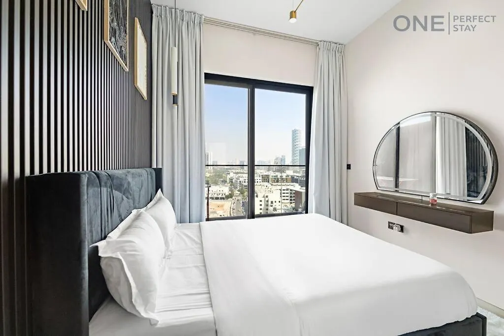 Luxury 1Br At Binghatti Heights Dubai 0*,